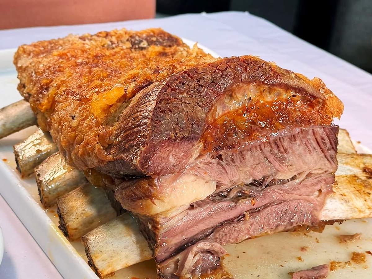 Costela assada na brasa